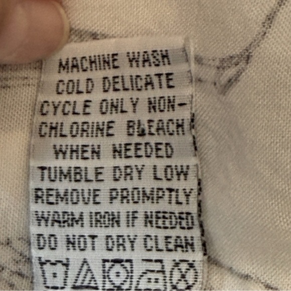 Velvet Heart Rayon Button Down Floral Black White High Low Shirt. Size M #1406 - Picture 7 of 7